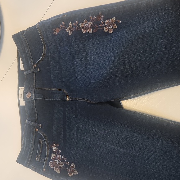 Jessica Simpson Dark Blue Skinny Jeans with Floral Embroidery - Picture 3 of 8